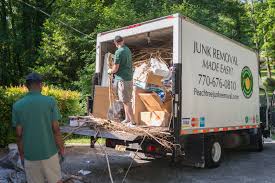 Best Yard Waste Removal  in Crothersville, IN